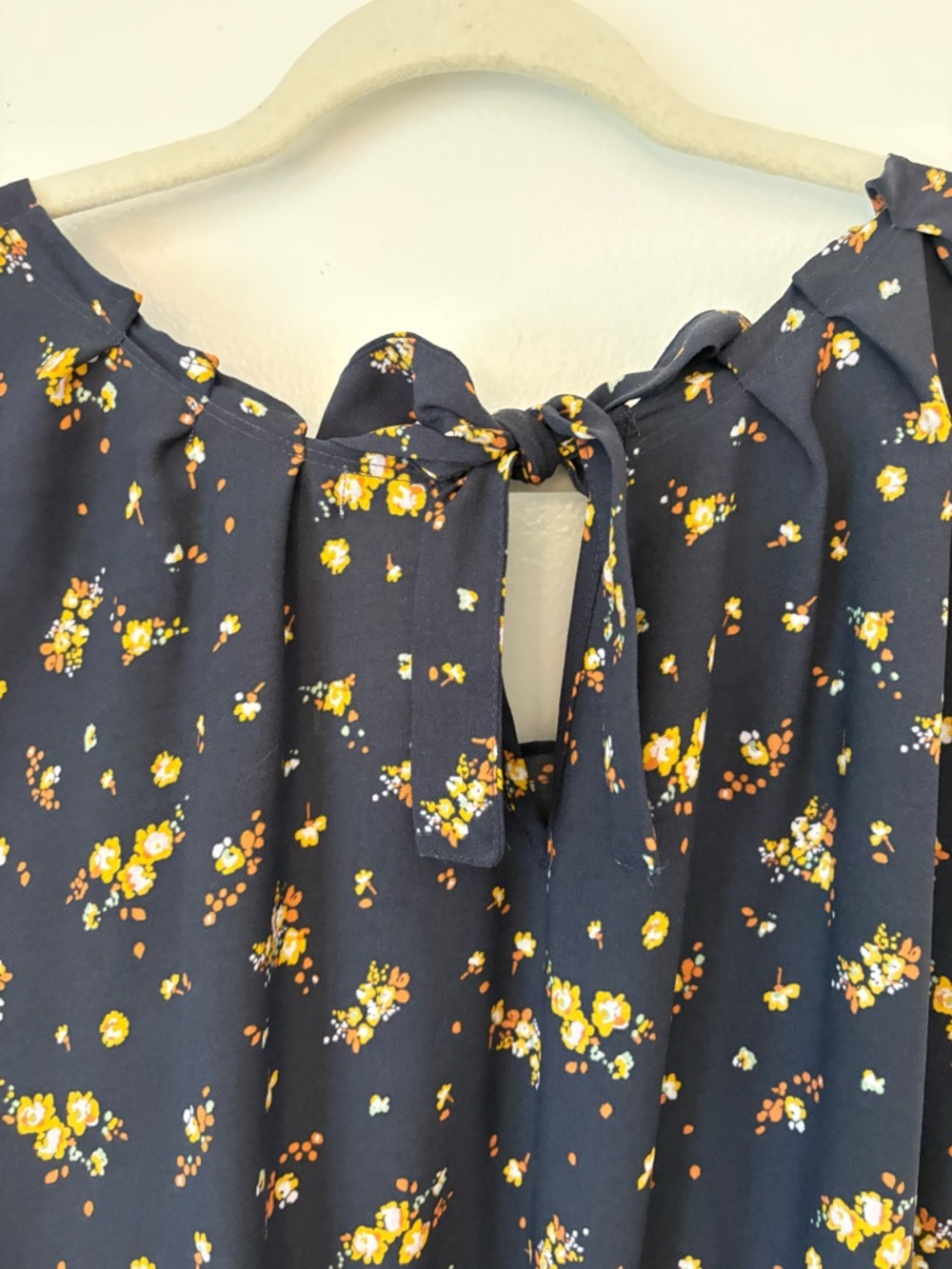 LC Lauren Conrad Navy Dress with Yellow Floral Print and Tie Waist - Picture 5 of 6